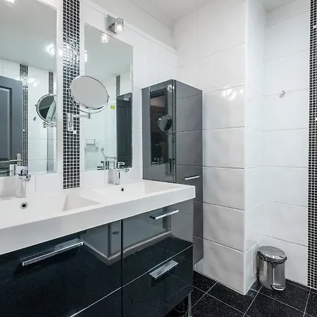 One-bedroom In Juan-les-pins * Antibes
