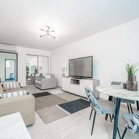 Apartmán One-bedroom In Juan-les-pins Antibes
